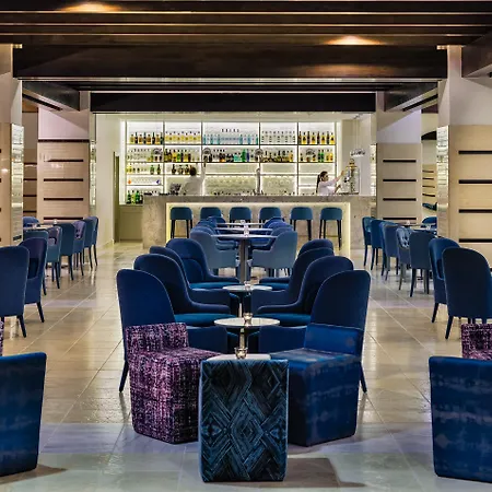 H10 Palace Hotel 4*