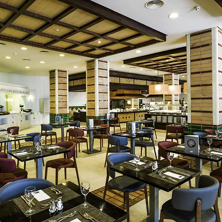 Hotel H10 Palace