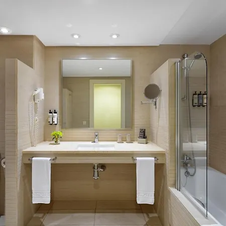H10 Palace Отель 4*
